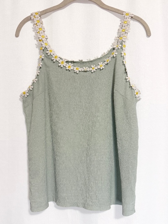 Vintage Tops - Vintage 90s Kikit Sage Green Daisy Trim Boho Camisole Tanktop Size Medium